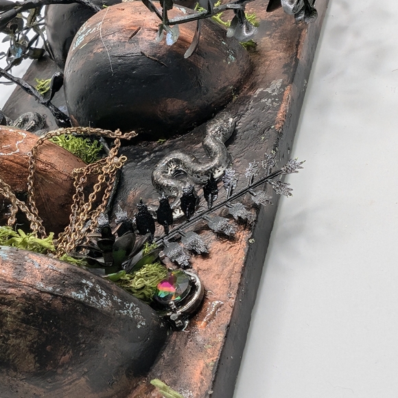 2025 year of the snake! Wall art dark and Gothic newly created - Picture 4 of 7